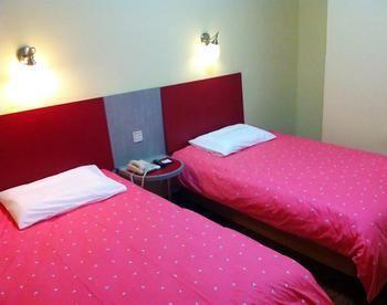 Home Inn Linzi Bus Station Qing Zhou Екстериор снимка